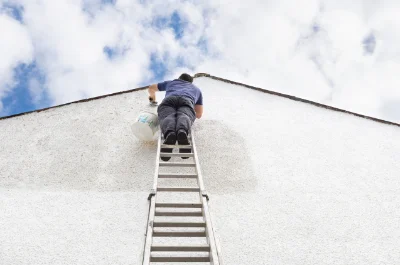Peinture extérieure à Cintré — façades et ravalement